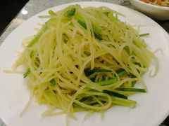 芹菜土豆丝-李连贵熏肉大饼(沈阳站店)