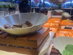 -金滏山烤肉·海鲜·火锅自助餐厅(襄阳万达店)