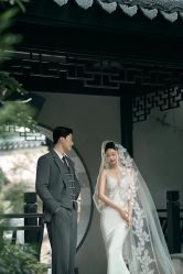 -喜爱高定婚纱摄影