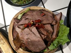 豆瓣卤牛肉-三耳火锅(洪崖洞店)
