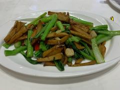 -尹兰楼西北风情餐厅(嘉定店)