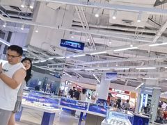 -优购镜仓(黄岛吾悦店)