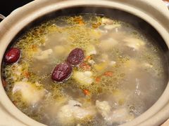 -邹开喜·炭炉鸡煲·海鲜火锅(虹口足球场店)