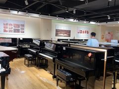 -柏斯音乐艺术中心·钢琴·吉他(上音店)