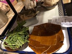 -周幺妹重庆老火锅(银泰城总店)