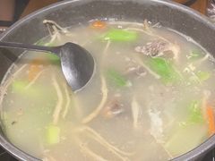 -隔壁老王·家常云南菜(花巷店)