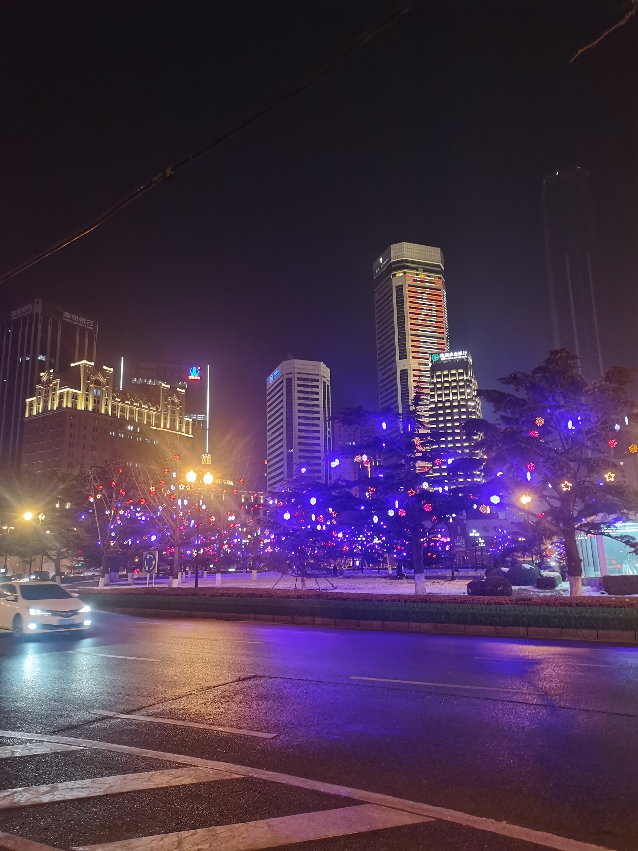 沈阳中山广场夜景图片