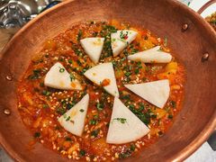 铜锅饵块油焖鸡-一坐一忘云南菜(卓悦中心)