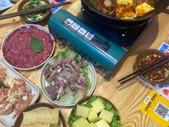 -黔二妞地摊火锅(龙华清湖店)