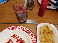 -Tube station站点比萨(王府井百货店)
