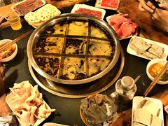 -邓莽子老火锅(中兴路总店)