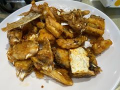 椒盐鱼骨-红日饭店(裕隆三路店)