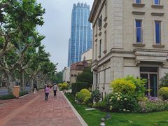 -常熟路(地铁站)