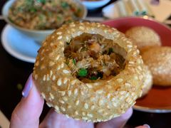 小炒皇配上海麻球-杭州西子湖四季酒店·金沙厅