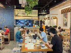 -馋三尺蟹粉小笼(人民广场店)