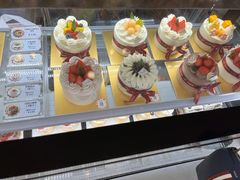 -花花卷卷·鲜食蛋糕(静安久光百货店)