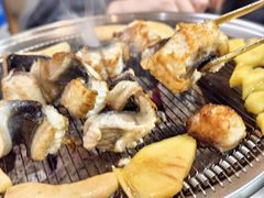 -围炉肉舍•炭烤活鳗•丹东海鲜烤肉(步行街店)