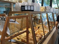 -Dough&Joe团憩(瑞虹天地月亮湾店)