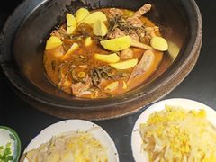 -鱼窝棚柴火铁锅炖(富山屯店)