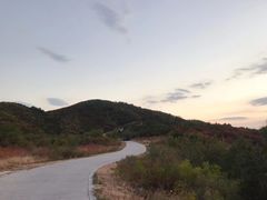 -鬼笑石后山停车场