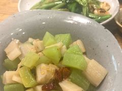 炝拌藕丁莴笋-潮粥荟·潮汕砂锅粥(朝阳大悦城店)