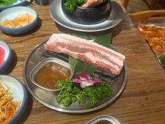 -明洞阿姨·韩式酱蟹烤肉·创意料理(三元桥店)