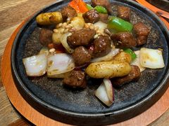 -蜜桃餐厅·伴山(湖滨商业街店)