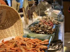 -飨食汇全日制餐厅·昆山皇冠假日酒店(九方店)