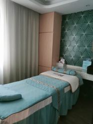 -PE SALON