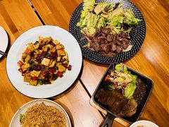 -hallch 好吃餐厅(全运村中央广场店)