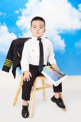点击看大图 -亲亲宝贝艾尔莎亲子摄影会馆(中华路店)