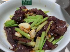 -绿草地·湘菜(7mall店)