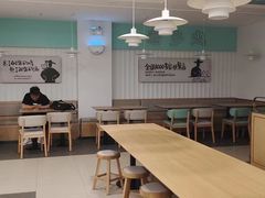 用餐区-老乡鸡(合肥火车站店)