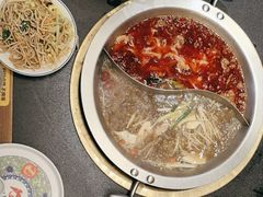 -沸炉重庆老火锅(军事博物馆店)