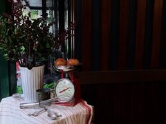 -Pie Bird(新闸路店)