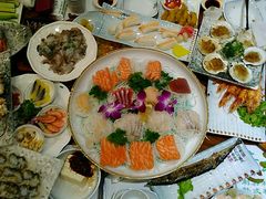 -青瓦餐厅·生鱼片·韩园烤肉(西塔店)