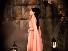 -九月鹰飞汉服摄影工作室