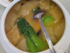 一品海鲜煲-江南村酒家
