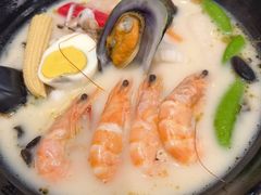 -滋味满屋美食坊(上海街店)