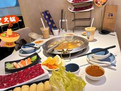 -左庭右院鲜牛肉火锅(金山万达店)