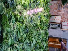 -腾爱熊猫咖啡生活馆(老东门店)