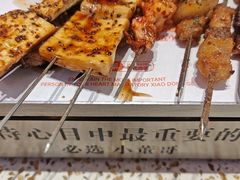 -小董哥烤串·爆汁大油边(故宫店)