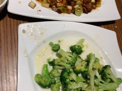 -峨嵋小镇·川菜(正定朗华店)