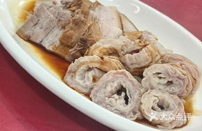 Boiled Pork Intestine and Sliced Pork Platter