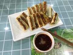 -众口斋锅贴(银泰城店)