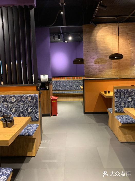 麦麦山云南菜(复地活力城店)大堂图片