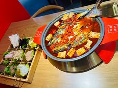 -三顾烤庐·烤鱼·烧烤·龙虾(奉贤店)