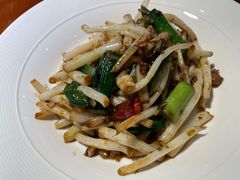 -魏铭鱼头捞饭(晋阳路店)