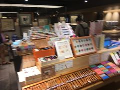 -猫的天空之城概念书店(苏州诚品店)