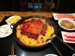 -纸盐河码头火锅(十八梯店)